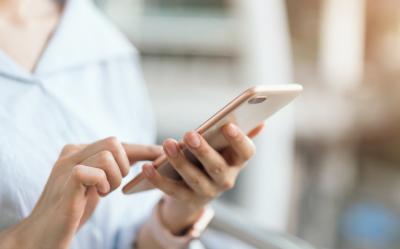 Telefon dla seniora z dużym wyświetlaczem - ranking 2025